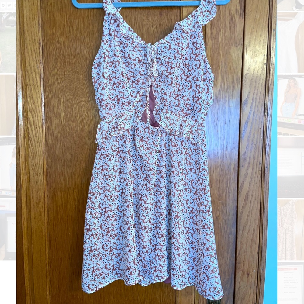 Lulus maroon and white dress